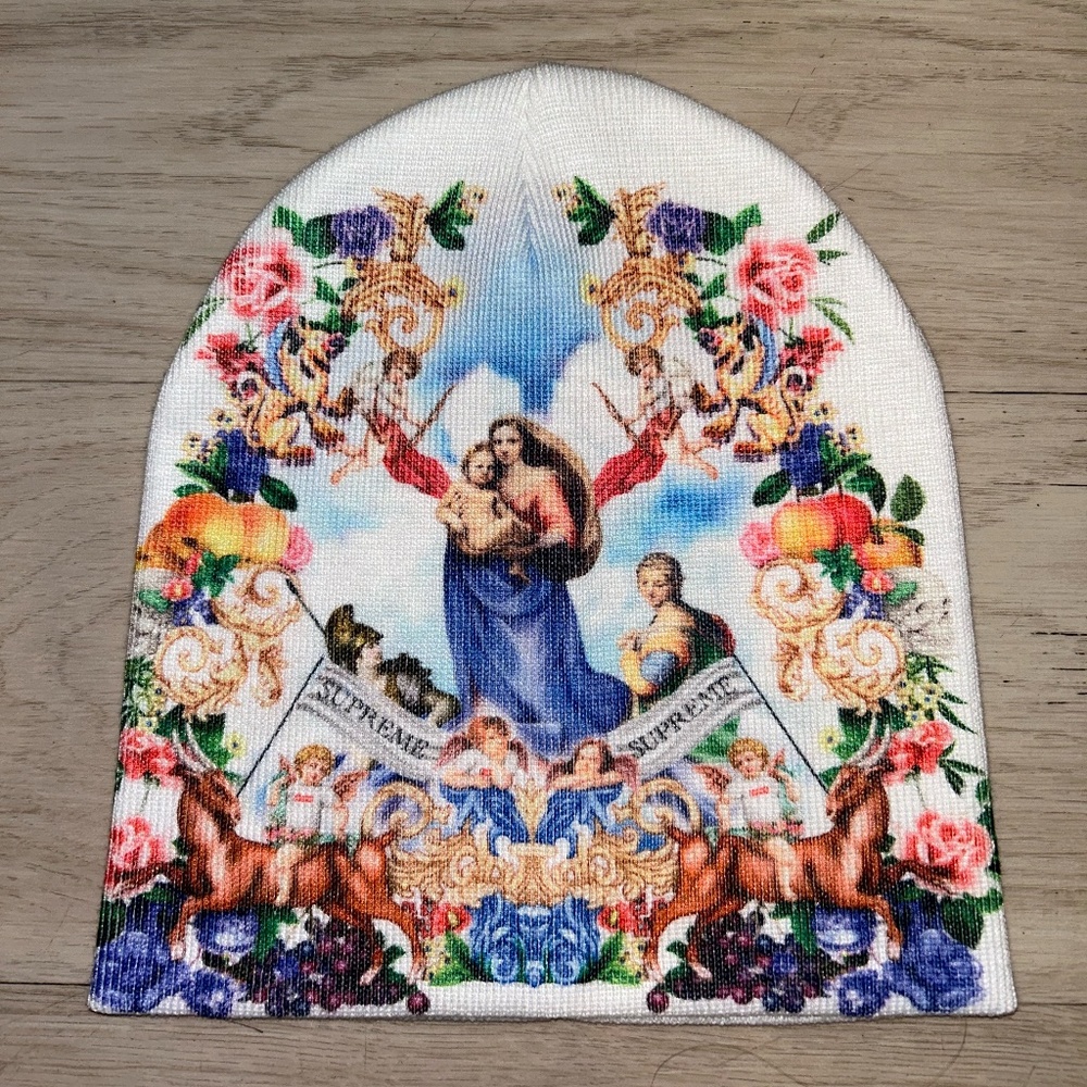 SUPREME WHITE DIVINE HEAVENLY BEANIE